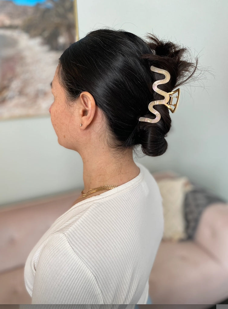 Swoon Beauty - Wave Claw Clip