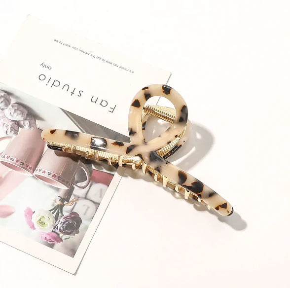 Swoon Beauty - Loop Hair Claw Clip