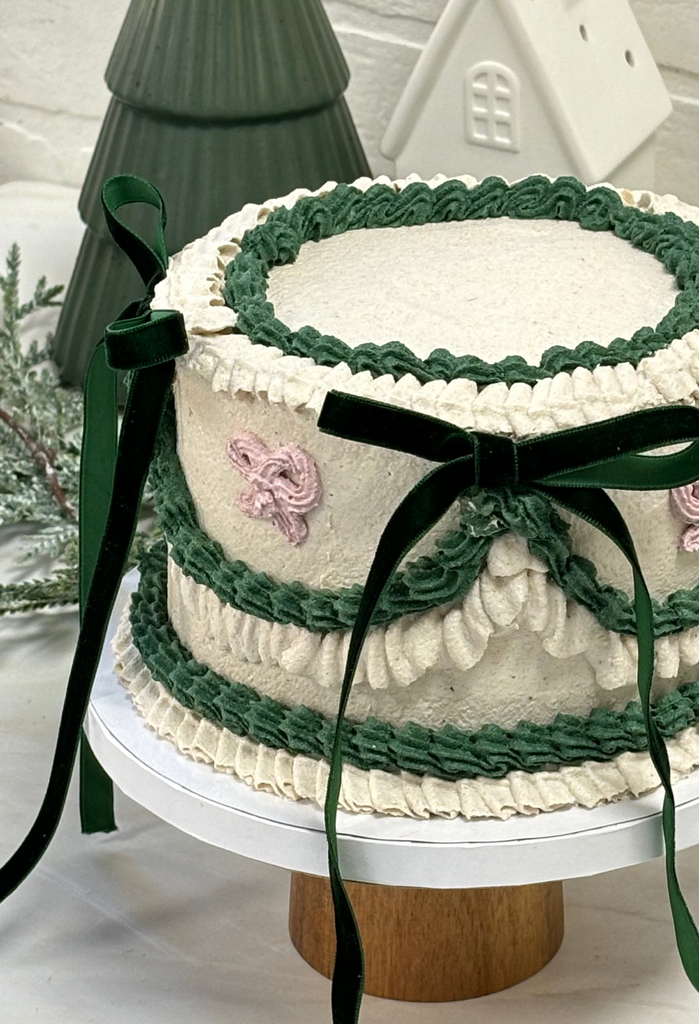 Organic Bytes - Vintage Holiday Cake