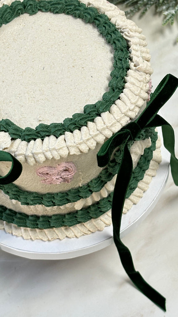 Organic Bytes - Vintage Holiday Cake