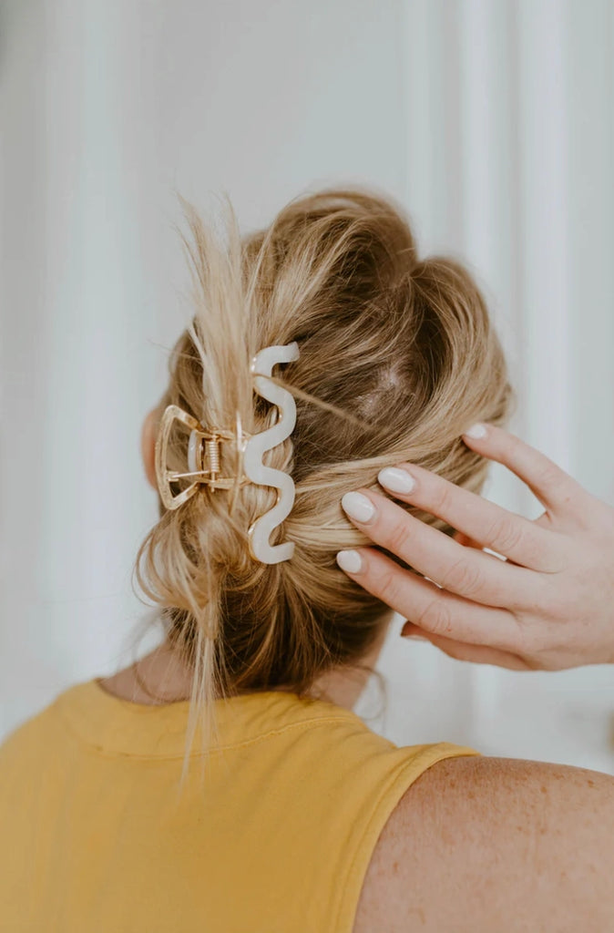 Swoon Beauty - Wave Claw Clip